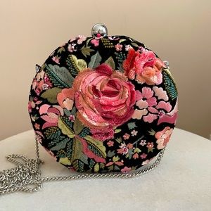 NEW ZARA Velvet Beaded Round Clutch Crossbody NWT! Get it now!